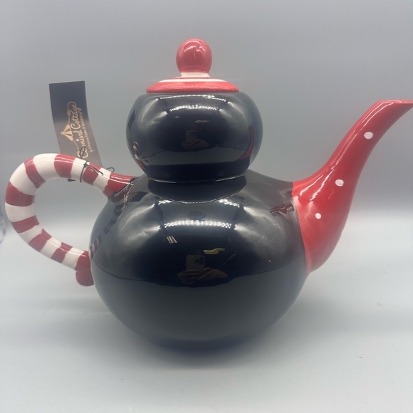 Carnival Cottage JoHanna Parker Magenta  porcelain holiday penguin teapot - Picture 8 of 10